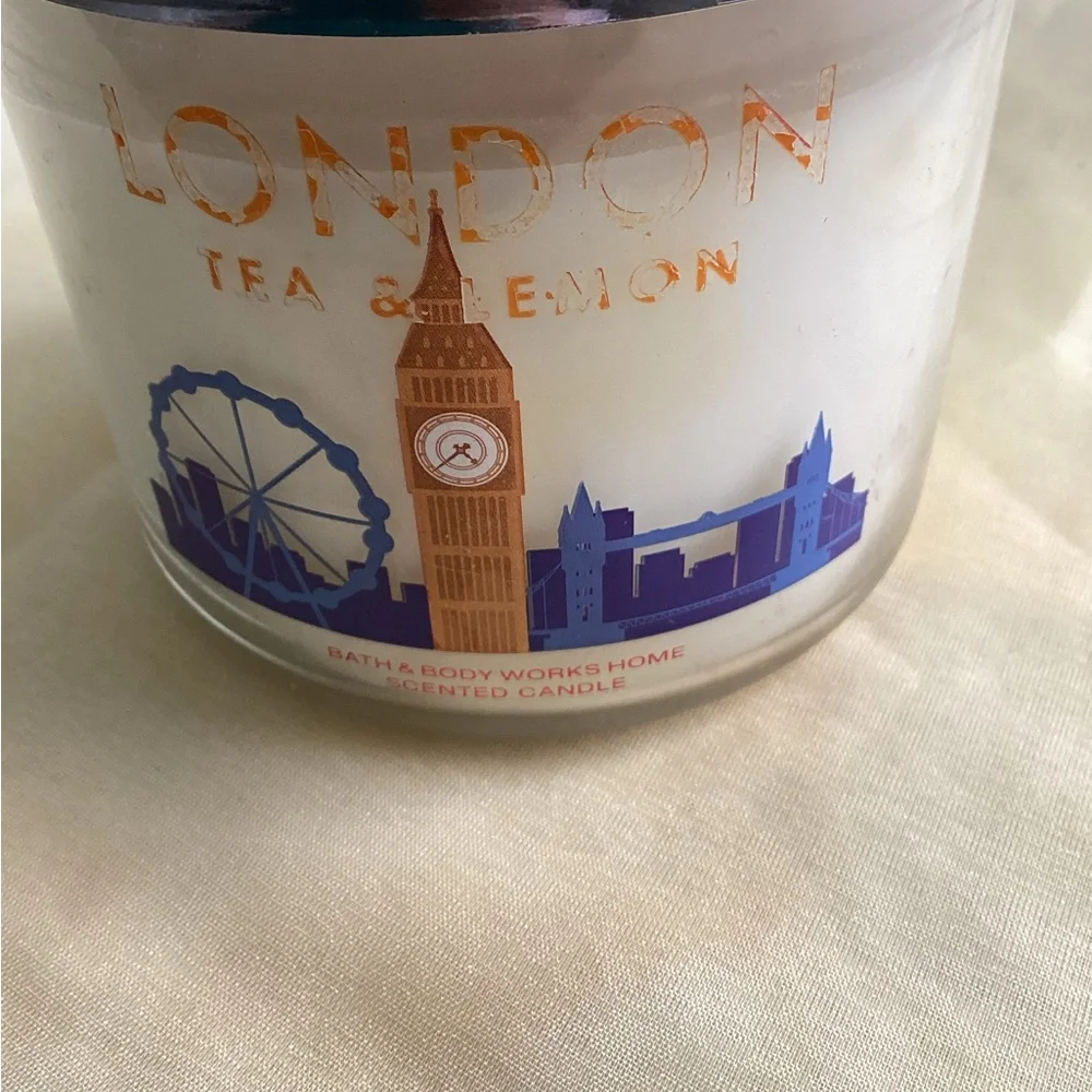 Bath & Body Works London Tea & Lemon Candle New